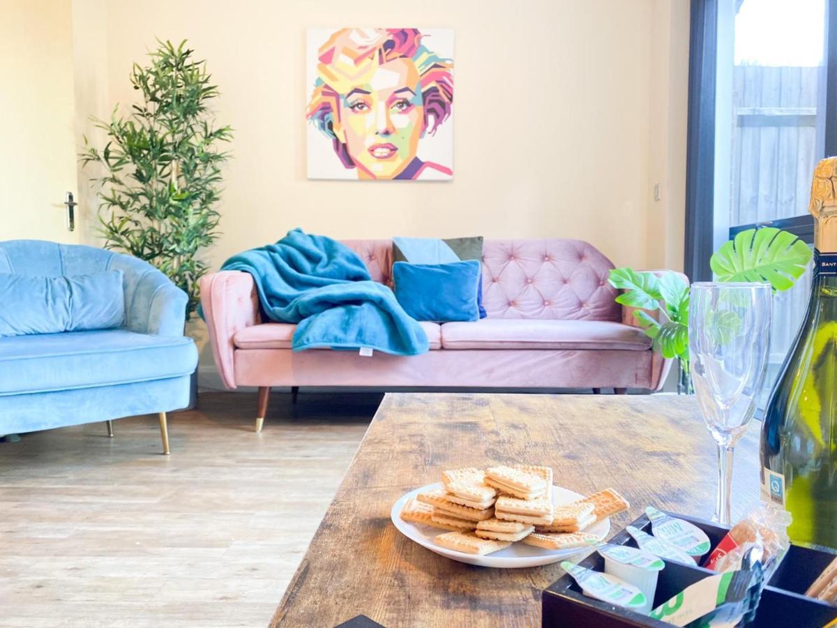 Tudors Esuites House City Centre Netflix Birmingham Dış mekan fotoğraf